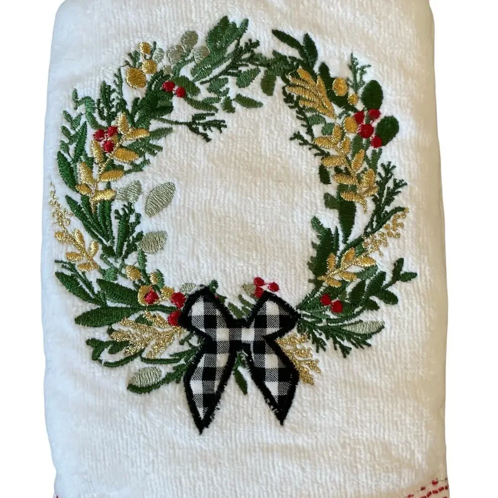 Papyrus Hand Towels Set of 2 Embroidered Christmas Holiday Wreath 16x28 NEW